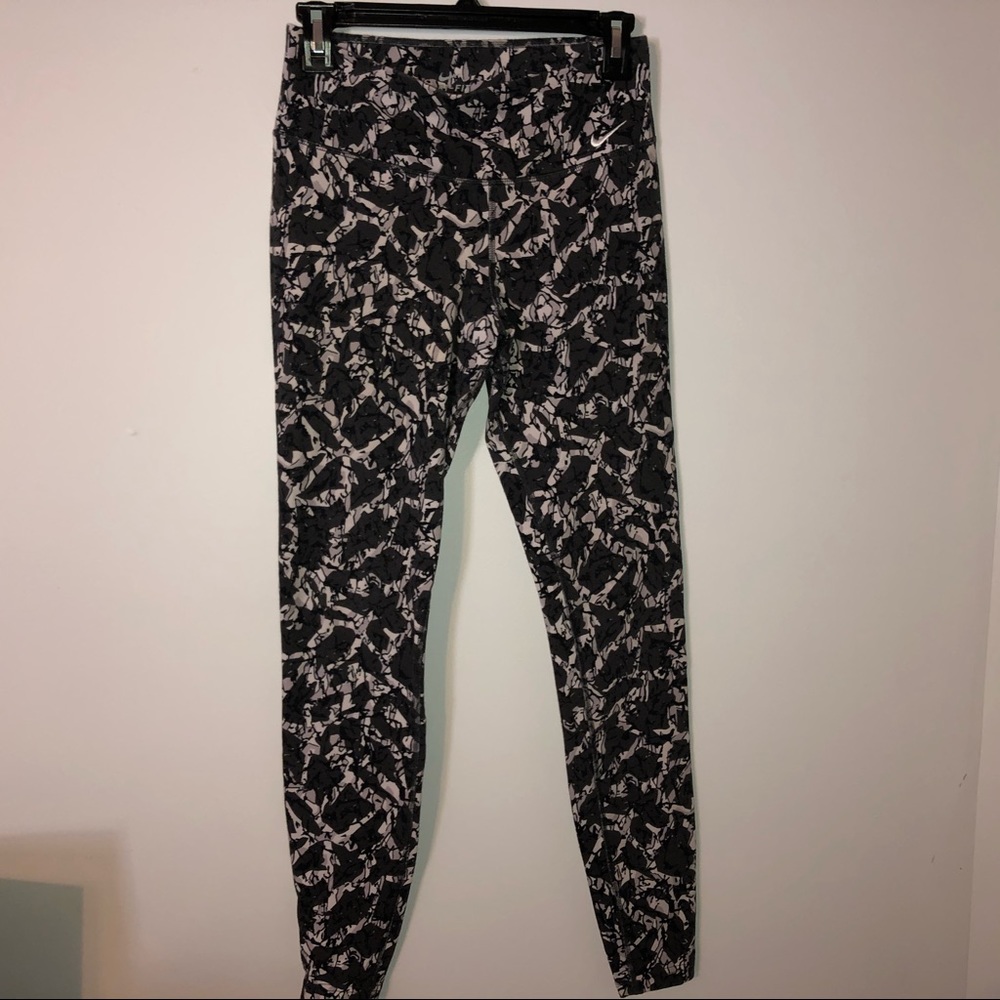 Nike leggings